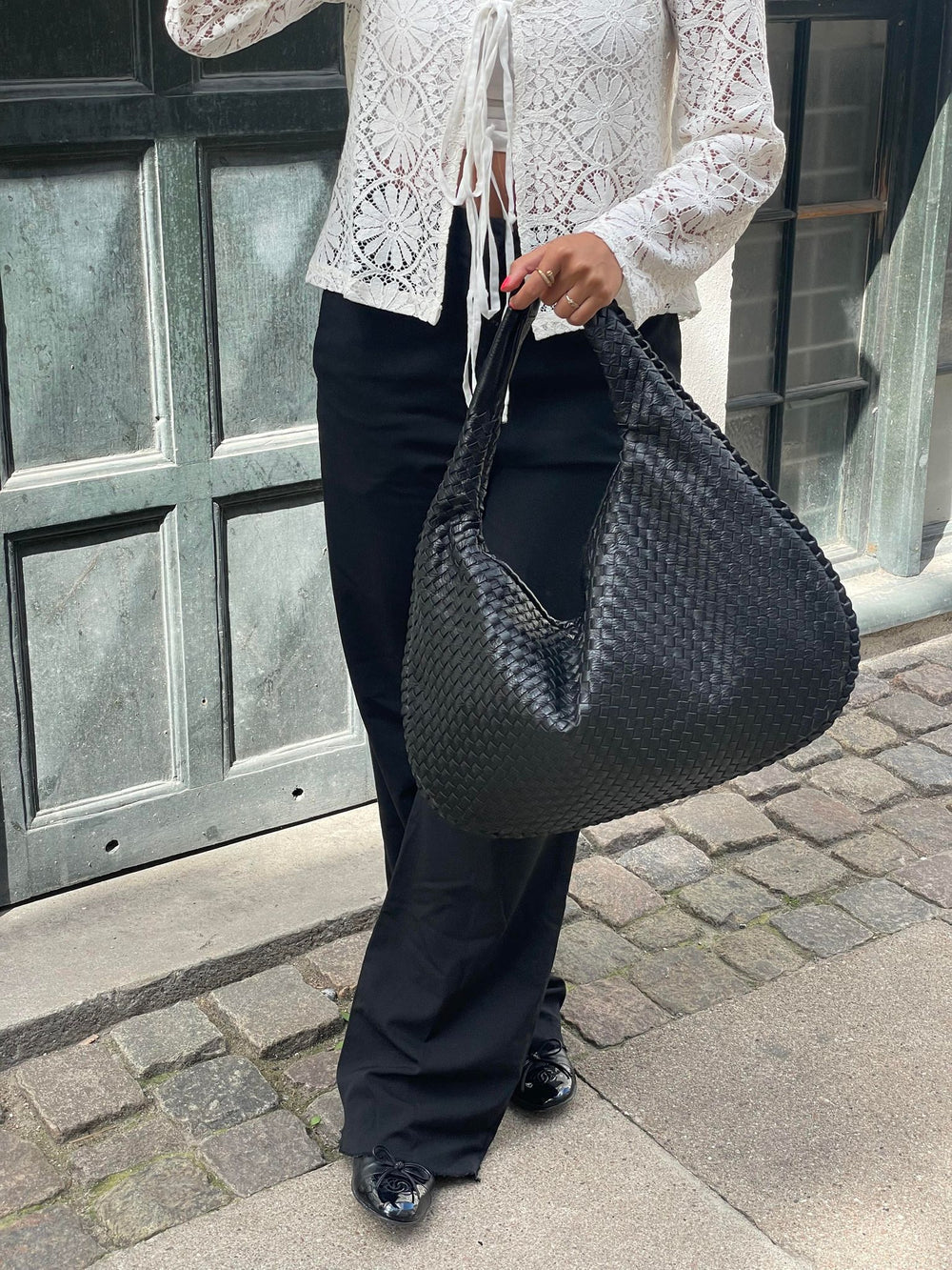 Handtasche Damen geflochten mit weichem Fall, geräumig - Schwarz