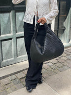 Handtasche Damen geflochten mit weichem Fall, geräumig - Schwarz