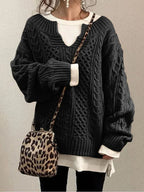 Pullover Damen aus Grobstrick mit Zopfmuster, oversized - Schwarz